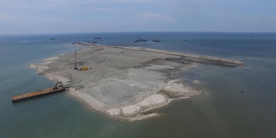 Moratorium proyek reklamasi, Pulau G diam-diam tetap beroperasi