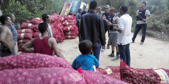 Sebanyak 10 ton bawang merah selundupan asal Malaysia digagalkan