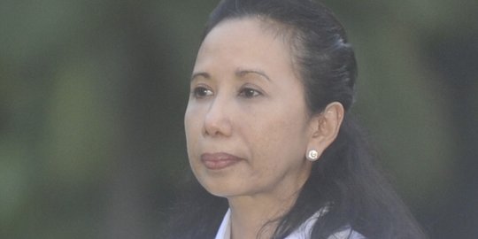 Desakan Menteri BUMN Rini Soemarno mundur muncul lagi