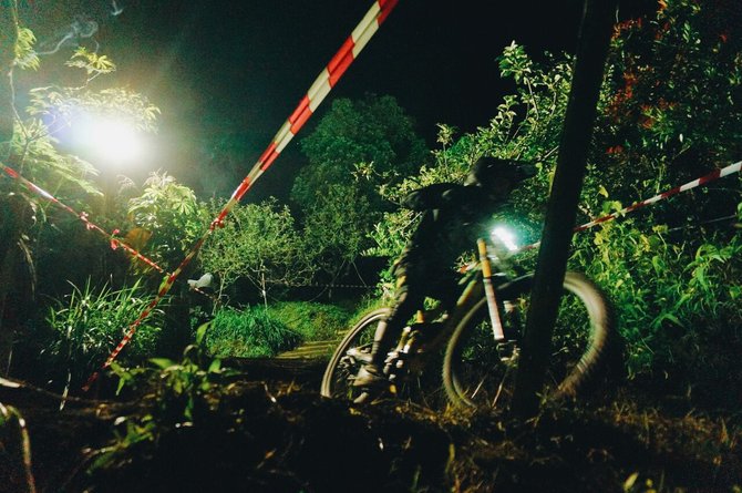 urban downhill di kampung wisata kungkuk batu