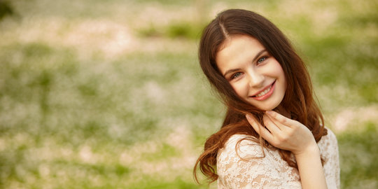 10 Cara memanjangkan rambut untuk tampil anggun dan cantik