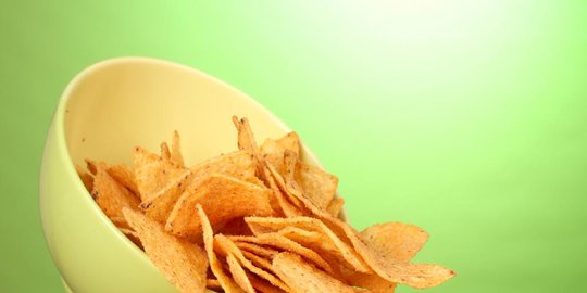 tahun pria ini cuma bisa makan keripik kentang dan saus rev1
