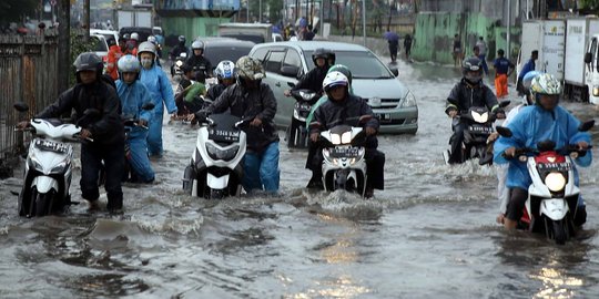 Daftar anak buah Ahok yang kena semprot gara-gara Jakarta banjir