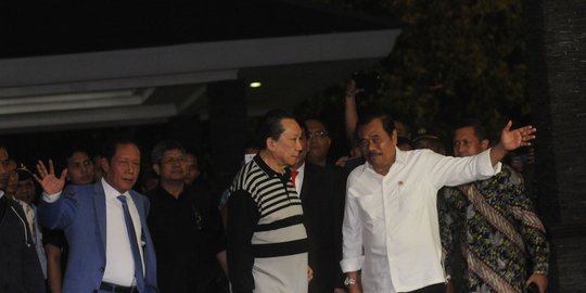 usai nonton balap f1 di shanghai rev2