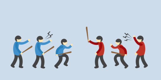 Gara-gara bendera dicabut, 2 ormas di Karawang bentrok