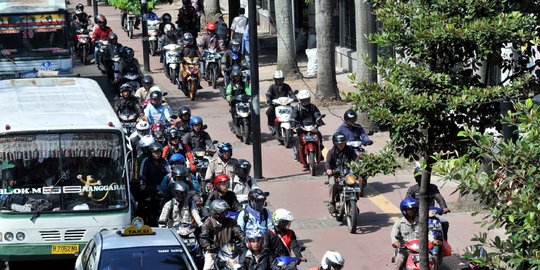 Tidak benar 1 Mei ada larangan motor melintas Jalan Sudirman