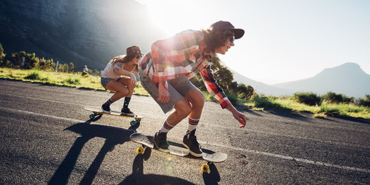 Jangan asal gaya, simak aturan aman longboarding sebelum bermain