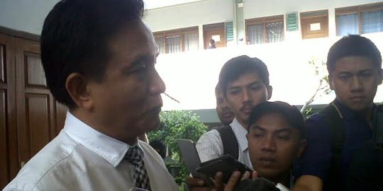 Kasus penghinaan Jokowi, Yusril sebut penahanan Ongen langgar HAM