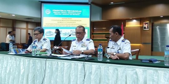 Kemenhub klaim aturan baru taksi online bukan untuk mempersulit