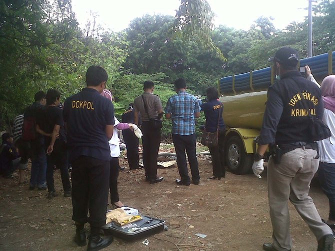 praktik aborsi di bekasi pakai sendok si peracik obat praktik aborsi di bekasi pakai sendok si peracik obat