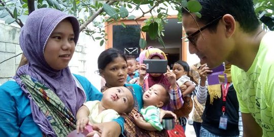 Bantu baksos operasi bibir sumbing, Sandiaga lelang jaket Rp 15 juta