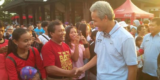 Jalan sehat dengan 4.000 saat May Day, Gubernur Ganjar jadi idola