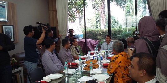 Disensus ekonomi, Ahok ngaku tak punya usaha