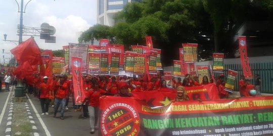 Ada demo buruh, Transjakarta koridor Harmoni-Pulo Gadung dialihkan