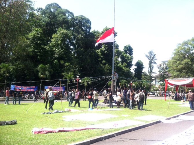 pesta rakyat gajah mada