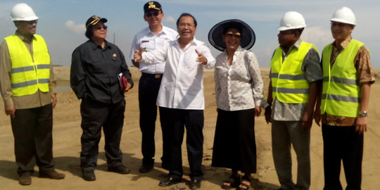 Di depan Ahok, Menhut Siti tegaskan pulau milik Aguan bermasalah