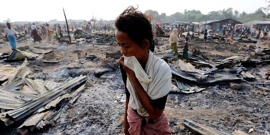 Nestapa ribuan muslim Rohingya kamp pengungsiannya ludes terbakar
