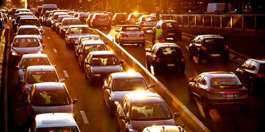 Libur panjang, lalu lintas kawasan Bandara Soetta macet total