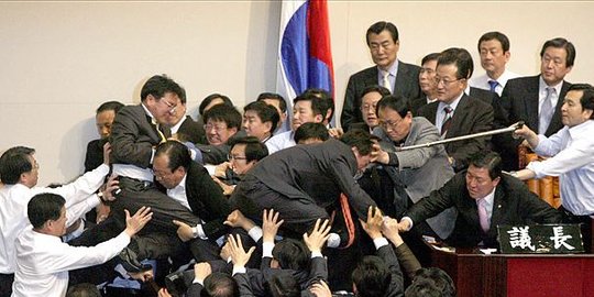 tawuran pakai palu rev1