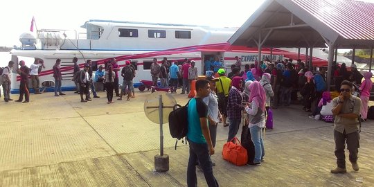 Pelabuhan Ulee Lheue Aceh padat, petugas utamakan wisatawan