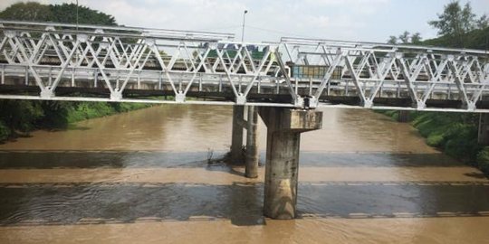 diduga stress warga ciamis terjun ke sungai bengawan solo diduga stress warga ciamis terjun ke sungai bengawan solo