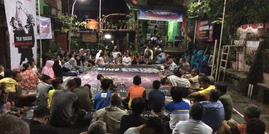 Masinton tak kunjung datang dialog penggusuran, warga mengantuk