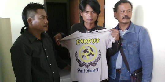 Kenakan kaus Palu Arit, Siyari ditangkap saat urus surat kendaraan