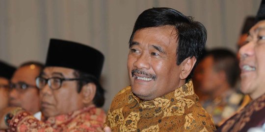 Siswa Smp Di Kota Malang Istighosah Sebelum Ujian Nasional Merdeka Com