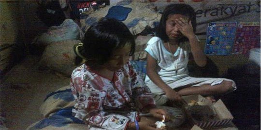 Ibu kawin lagi dan ayah pergi, Tiara dan Citra terlantar di gubuk