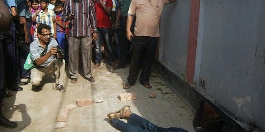 Ekstremis Islam penggal ulama sufi di Bangladesh
