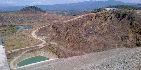 Pemerintah pastikan aliran air Waduk Jatigede bisa dipakai petani