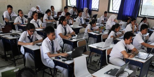 676 Siswa SMP di DKI tak ikut UN hari pertama