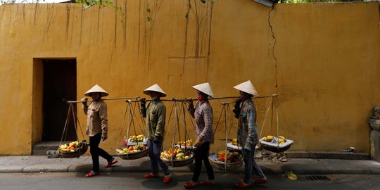 Mengenal Non La, topi caping simbol kaum buruh di Vietnam