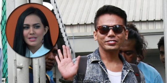 Kartika Putri diisukan terlibat prostitusi, ini kata Robby Abbas