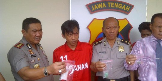 Nyambi jadi pengedar sabu, Khoiron kurir batik Pekalongan diciduk