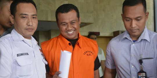 Diduga hasil gratifikasi, KPK sita mobil mewah Bupati Subang