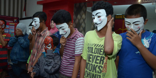 Ini 8 pemerkosa siswi SMP kelas 1 yang masih ingusan di Surabaya