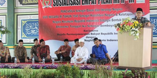 Bertemu Ketua MPR, siswa SMA tanya kenapa Zaskia jadi duta Pancasila