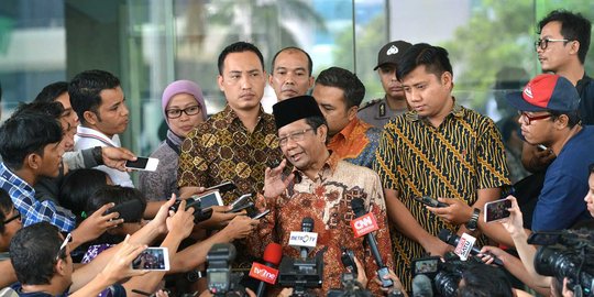 Mahfud MD sambangi KPK bahas kasus HMI vs Saut