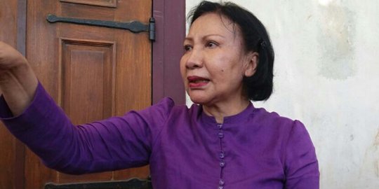 Ratna Sarumpaet desak Ahok minta maaf terkait penggusuran Pasar Ikan