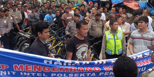 Saling ejek, 2 kelompok jemaat gereja di Pekanbaru baku hantam