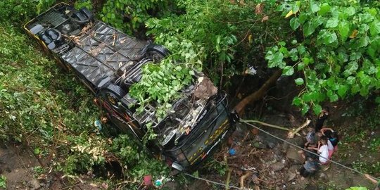 Bus rombongan pengantin alami kecelakaan, satu orang tewas