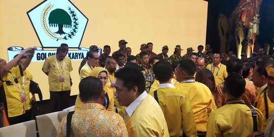 DPD Jambi blak-blakan dukung Setya Novanto, Munaslub hujan interupsi