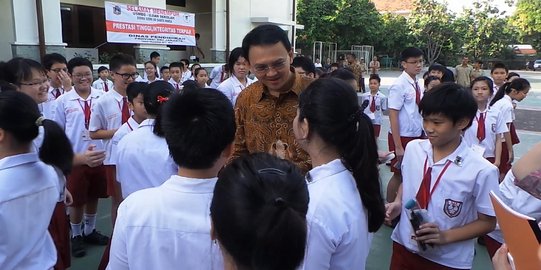 Ahok ungkap kecurangan camat-lurah, minta uang warga manfaatkan PPSU