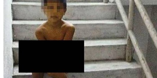 Dinilai terlalu nakal, ayah ini hukum anaknya bertelanjang lima jam