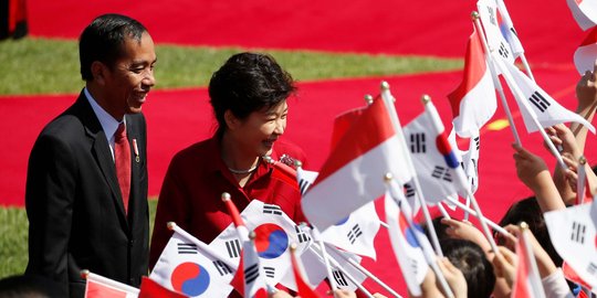 Kehebohan sambut Jokowi di istana kepresidenan Korea Selatan