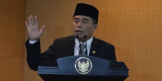 Enggan tarung di putaran kedua, Akom minta Setnov jadi ketum Golkar