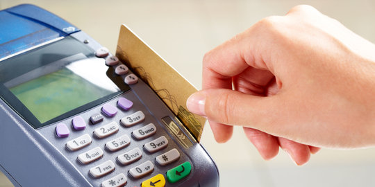 Data diintip, nasabah kartu kredit BCA tutup akun massal