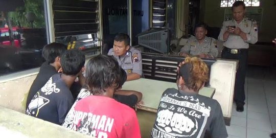 Saling kejar di jalan anak punk dan Kamtis diamankan polisi