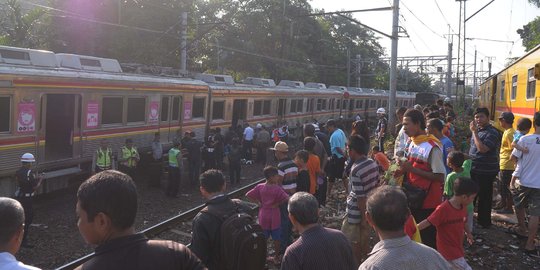 Begini penampakan KRL anjlok di jalur Manggarai-Sudirman